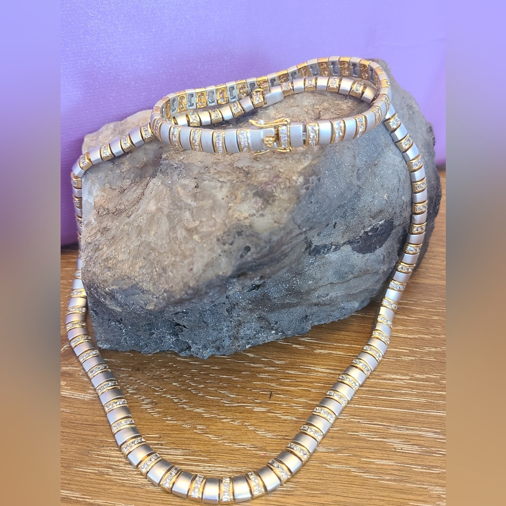 Beautiful vintage sterling silver 2- 2-toned with CZ necklace and bracelet set